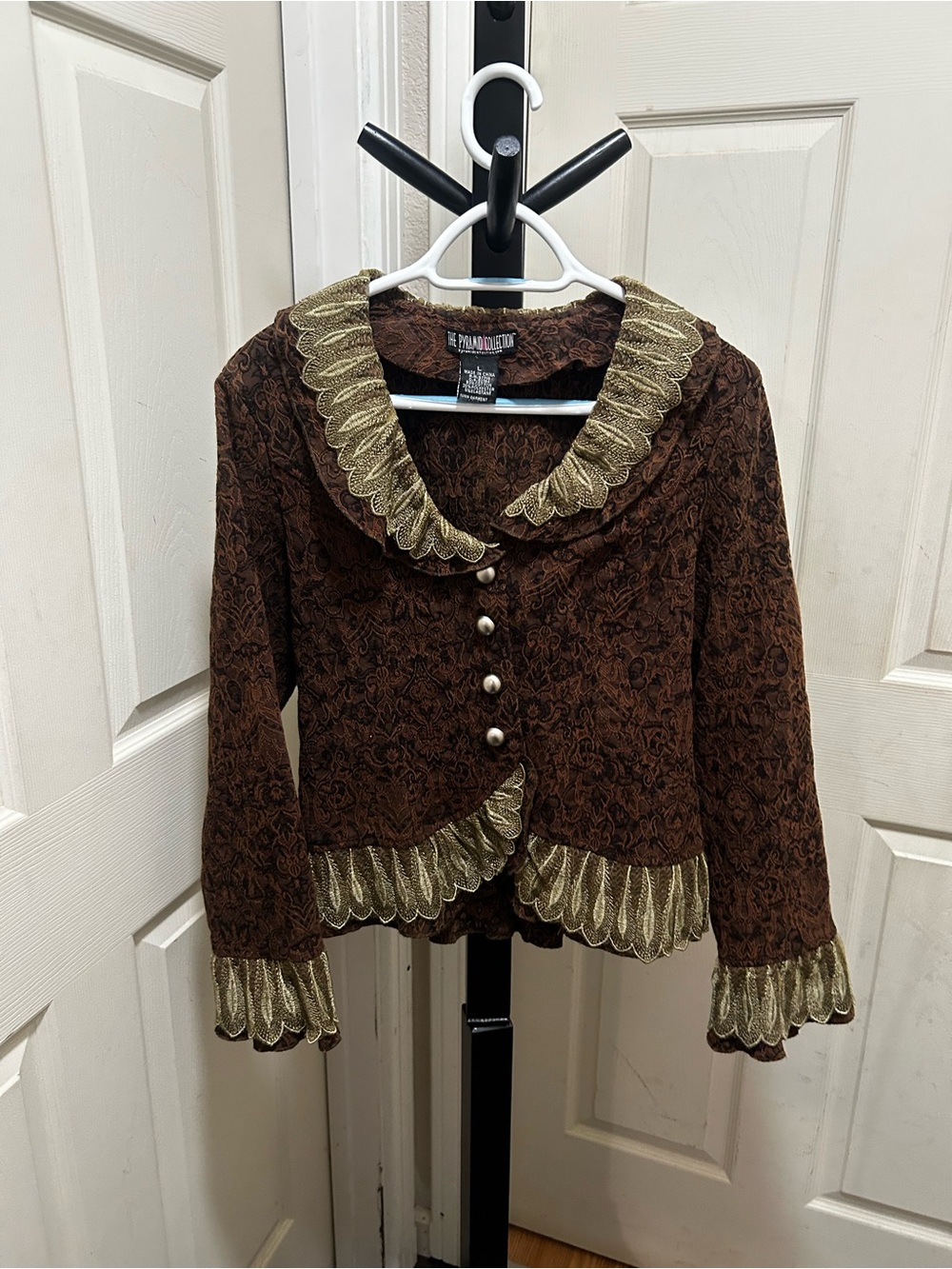The Pyramid Collection Bronze Brown Lace Collar Jacquard Peplum Jacket.
